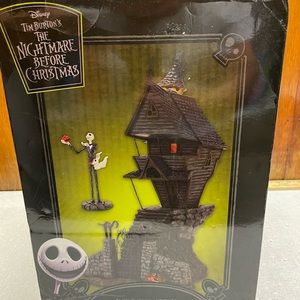 Department 56- Jack skellington’s house- damaged read